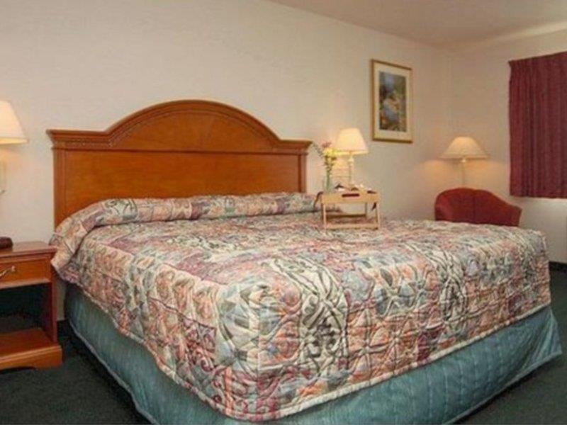 Quality Inn Downtown Convention Center Portland Phòng bức ảnh